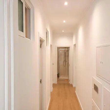 Spacious And Flat Perfect For Groups Διαμέρισμα